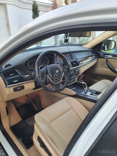 BMW X6-9