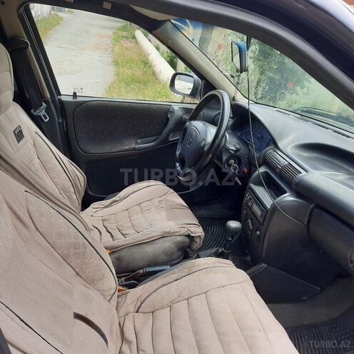 Opel Astra-8