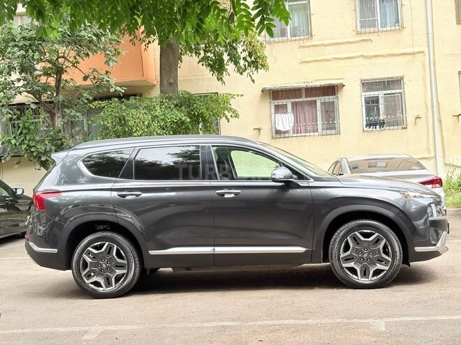 Hyundai Santa Fe-8