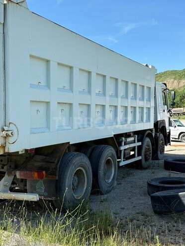 HOWO Sinotruk-4