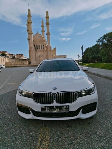 BMW 740-1