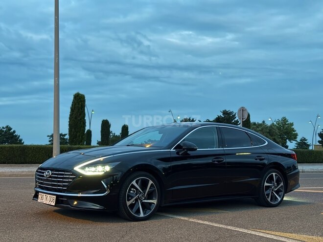 Hyundai Sonata-3
