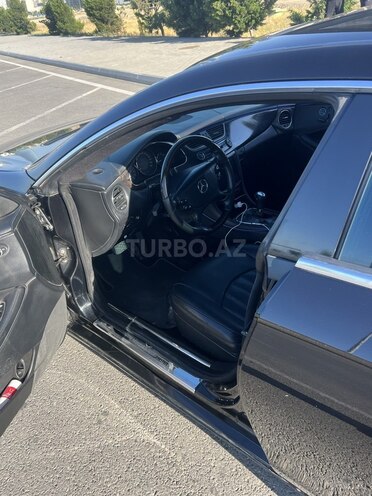 Mercedes CLS 350-11