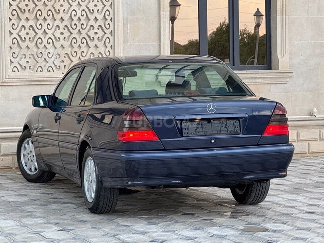 Mercedes C 180-10