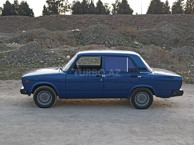 LADA (VAZ) 2107-15