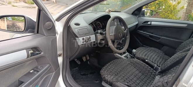 Opel Astra-3