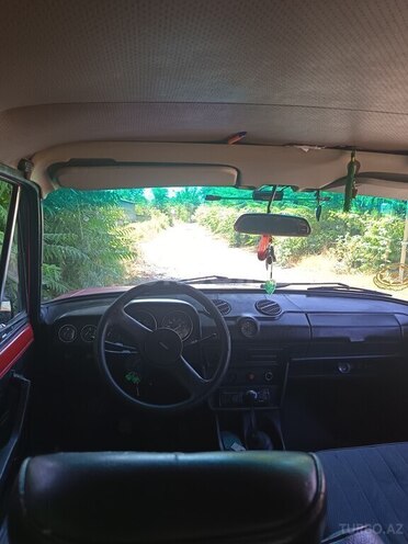 LADA (VAZ) 21013-8