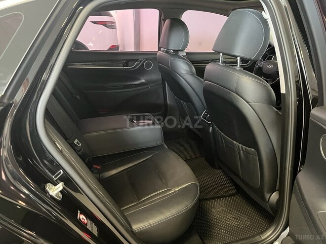 Hyundai Grandeur-20