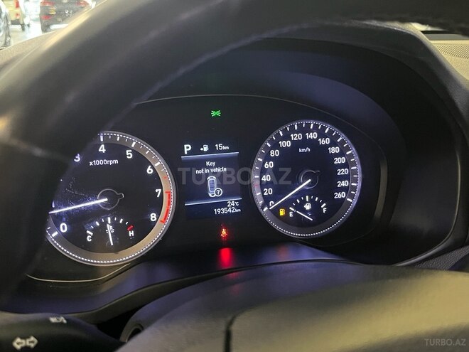 Hyundai Grandeur-7