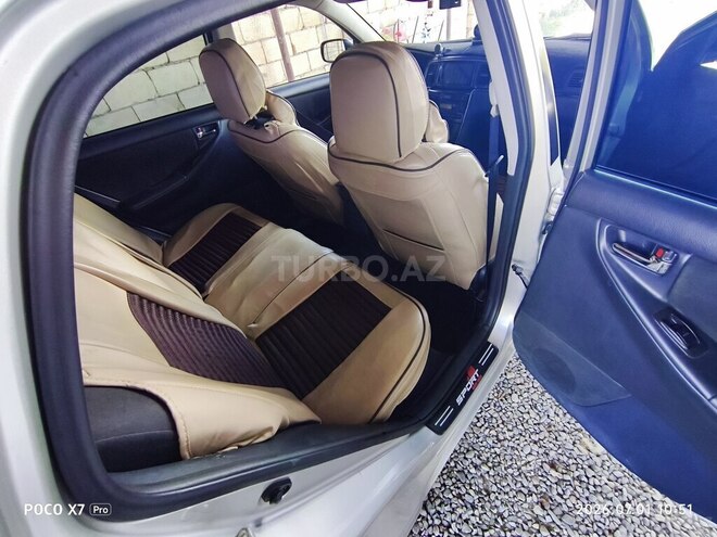 Toyota Corolla-10