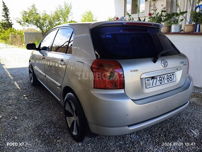 Toyota Corolla-6
