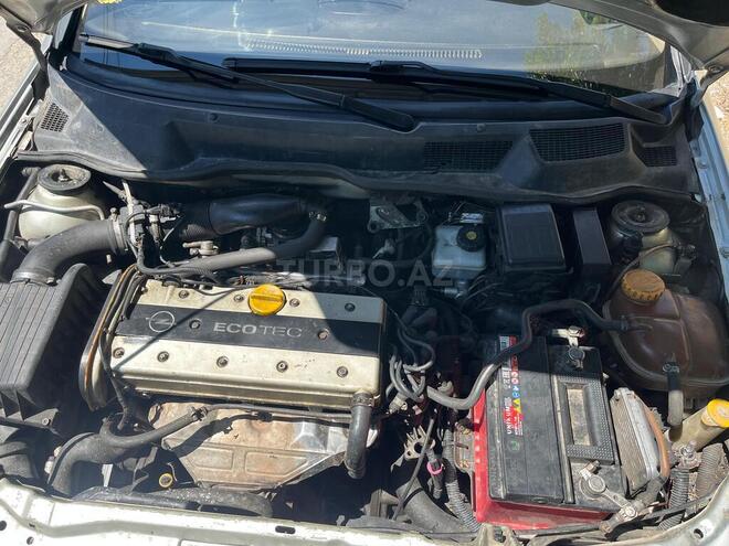 Opel Astra-9