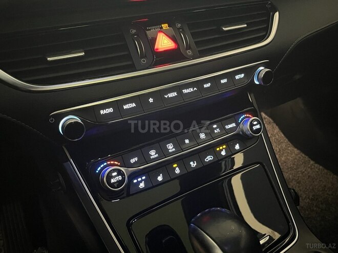 Hyundai Grandeur-9