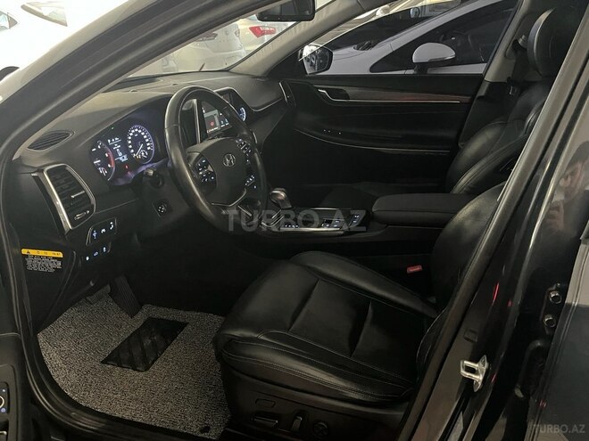 Hyundai Grandeur-22