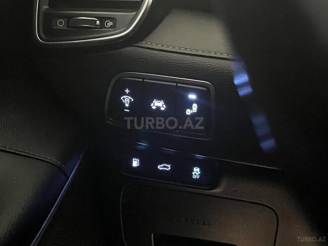 Hyundai Grandeur-10