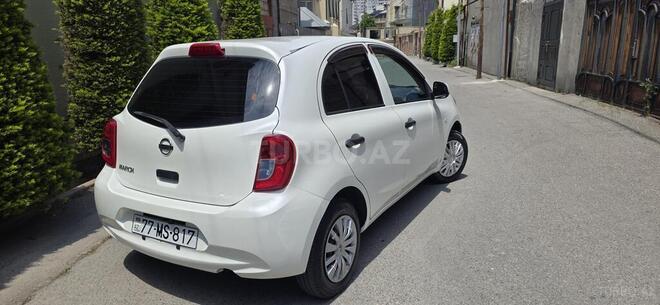 Nissan March-4