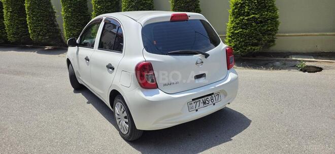 Nissan March-6