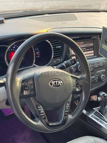 Kia Optima-6