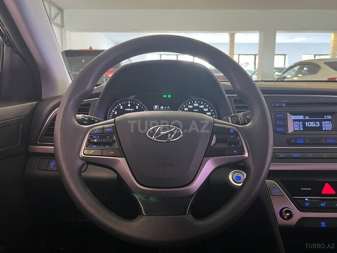 Hyundai Avante-6