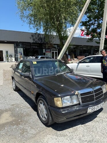 Mercedes 190-7