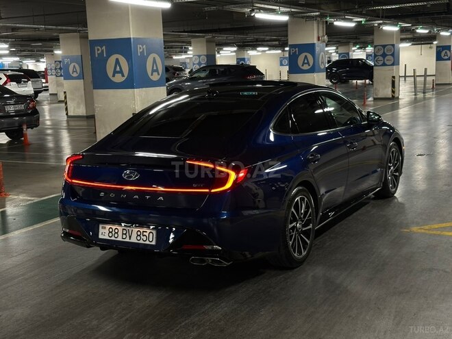 Hyundai Sonata-4