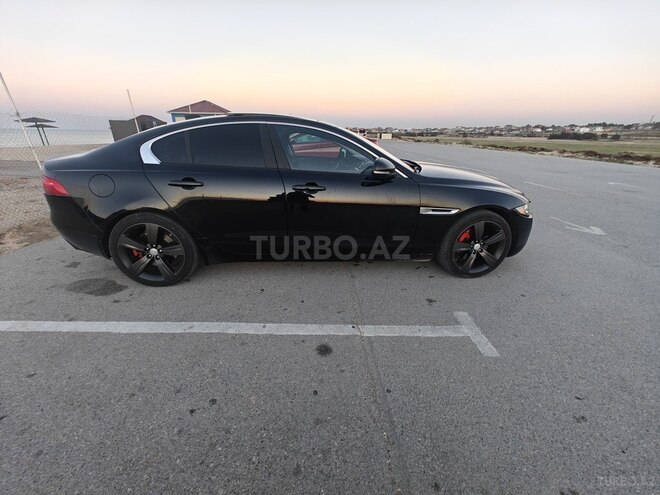 Jaguar XE-4
