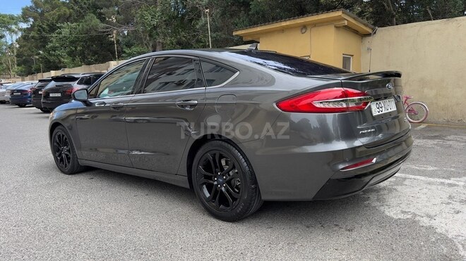 Ford Fusion (North America)-6