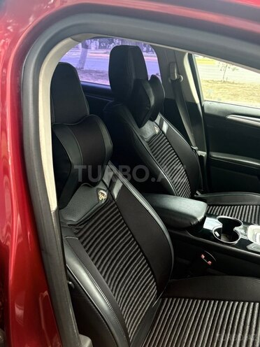 Ford Fusion (North America)-15