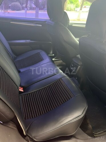 Ford Fusion (North America)-17