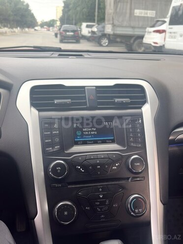 Ford Fusion (North America)-21