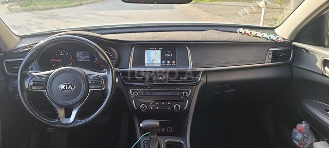 Kia K5-5
