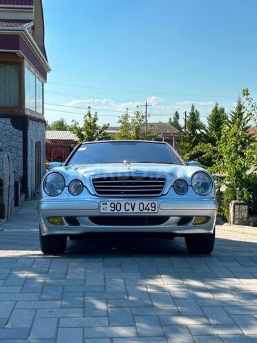 Mercedes E 220-6