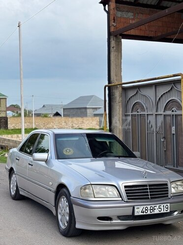 Mercedes C 240-4
