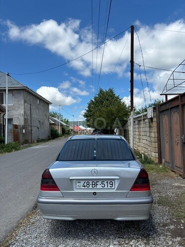 Mercedes C 240-2