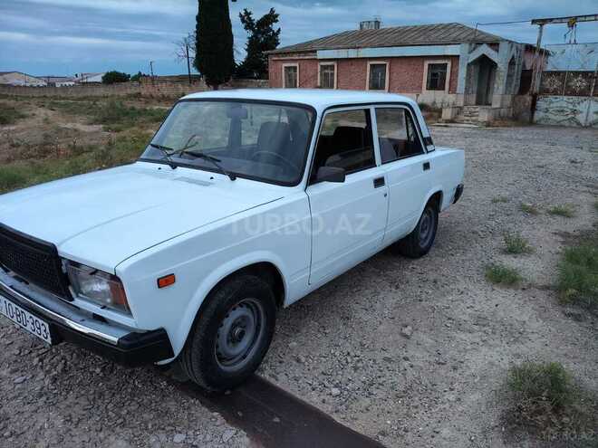 LADA (VAZ) 2107-4