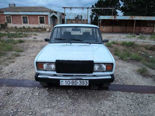 LADA (VAZ) 2107-1