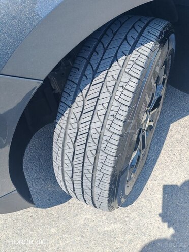 Chevrolet Equinox-12