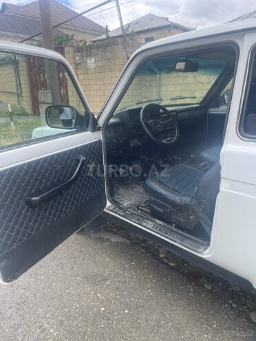LADA (VAZ) Niva-3