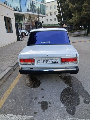 LADA (VAZ) 2107-2