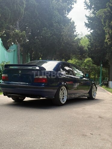 BMW 316-10
