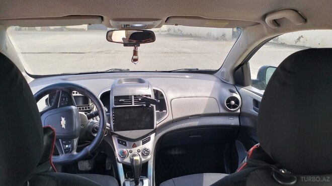 Chevrolet Aveo-5