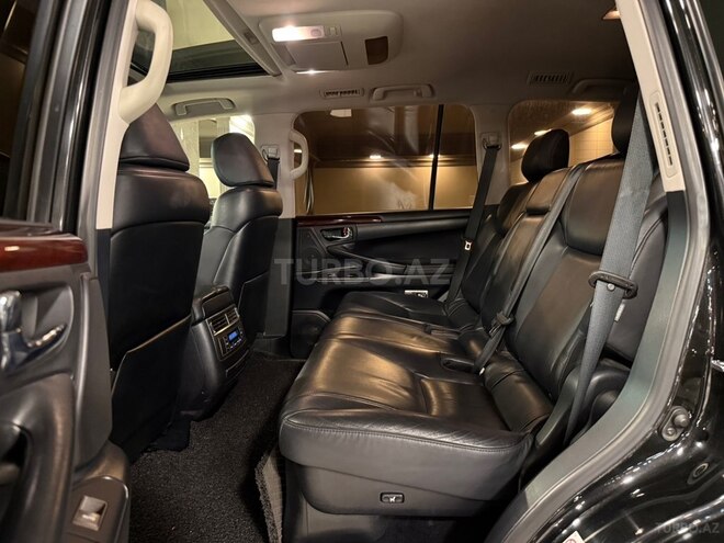 Lexus LX 570-10