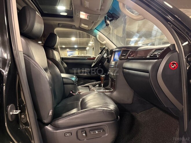 Lexus LX 570-12