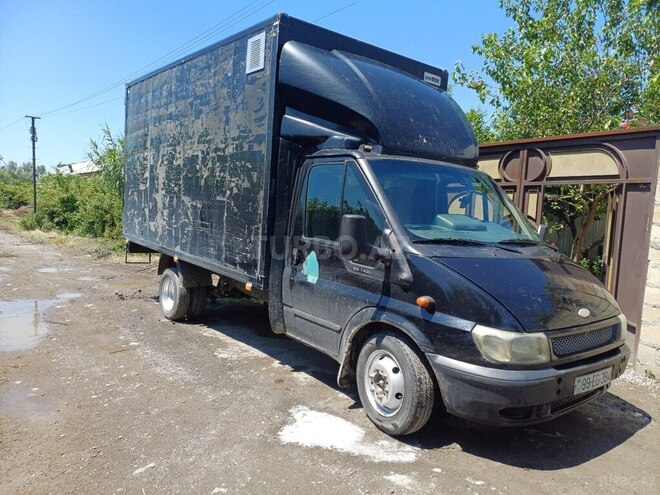 Ford Transit-6