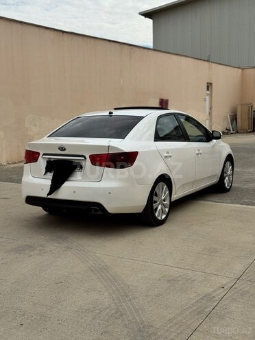 Kia Cerato-7