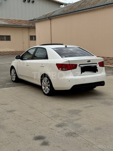 Kia Cerato-8