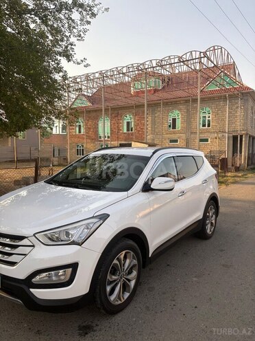 Hyundai Santa Fe-6