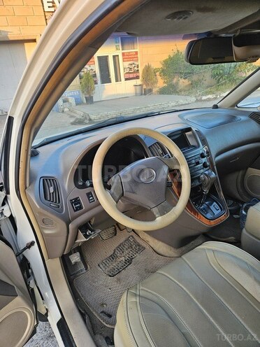 Lexus RX 300-6