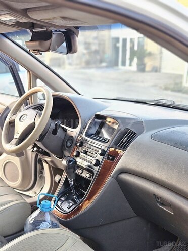 Lexus RX 300-7