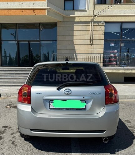 Toyota Corolla-4